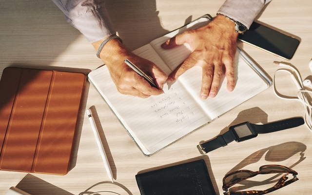 Pelatihan Penulisan Artikel Ilmiah sebagai Bekal Mahasiswa Program Magister dan Doktor FBE UII