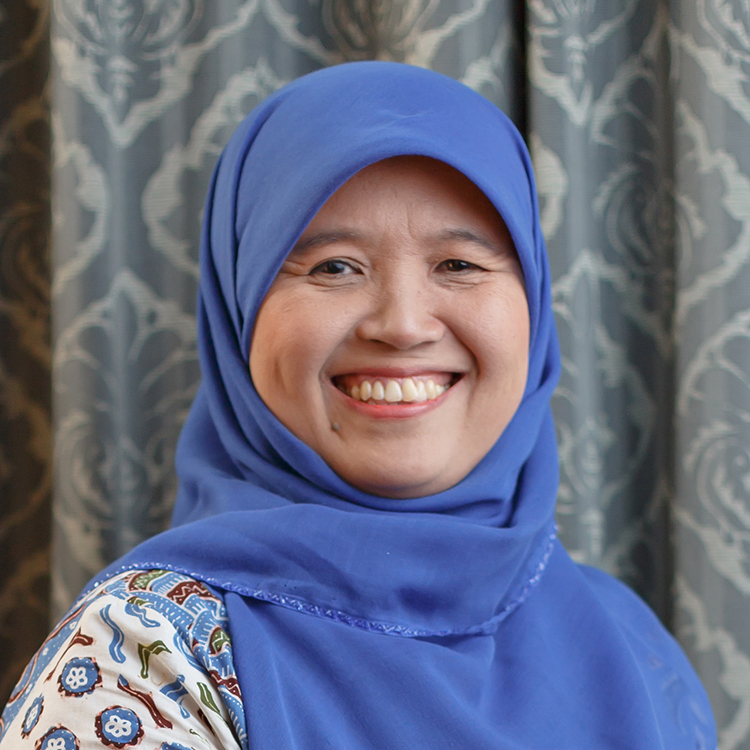 Dra. Ataina Hudayati, M.Si., Ak., Ph.D.