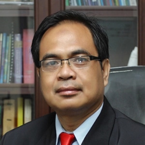 Prof. Drs. Hadri Kusuma, MBA., DBA.