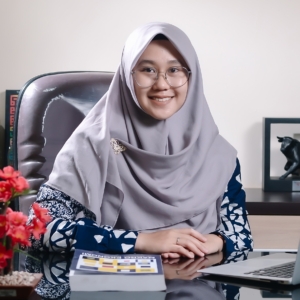 Annisa 1 - Fakultas Bisnis dan Ekonomika UII