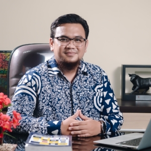 Ditya 1 - Fakultas Bisnis dan Ekonomika UII